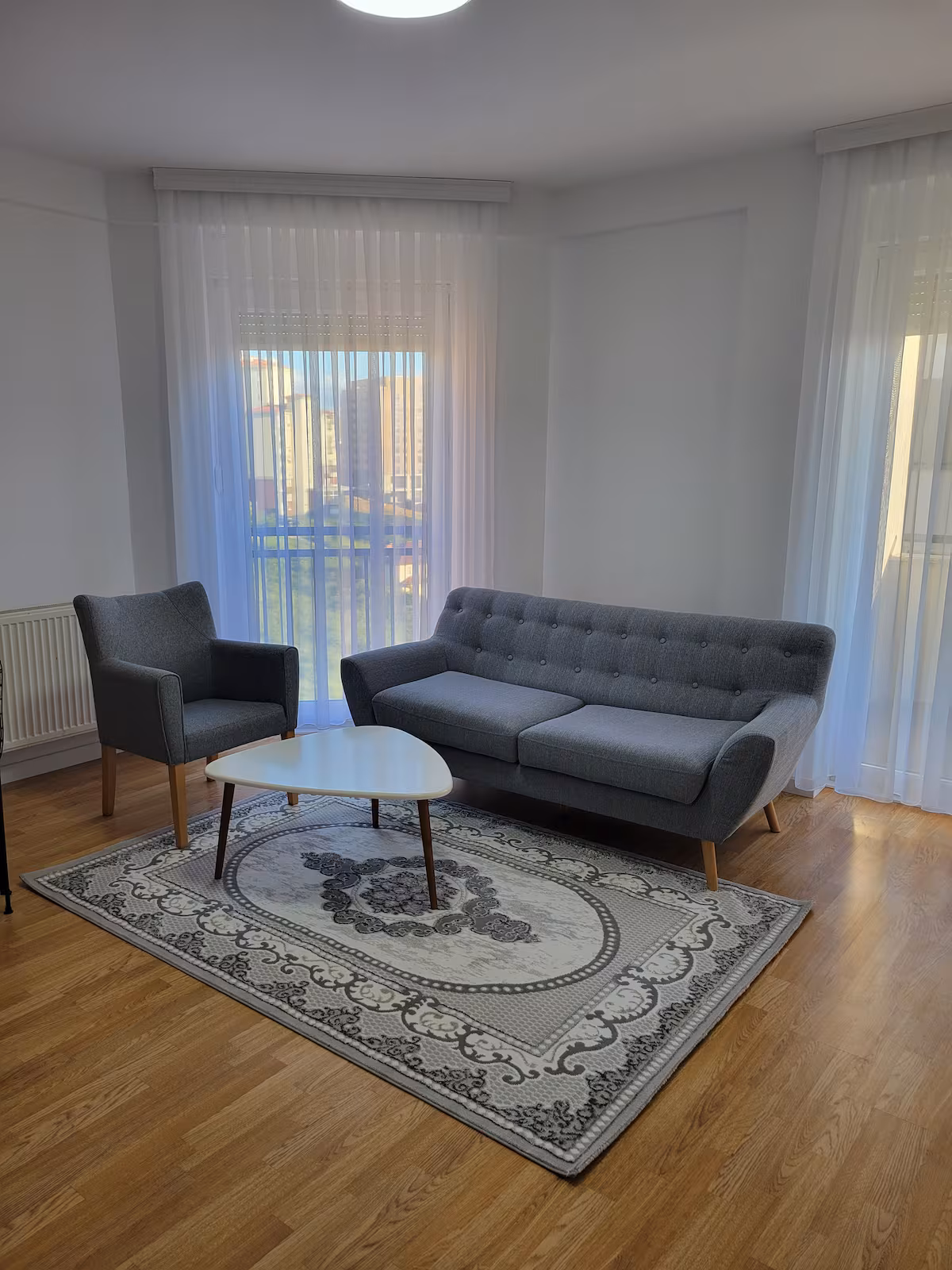 Sunny Hill Apartment F23